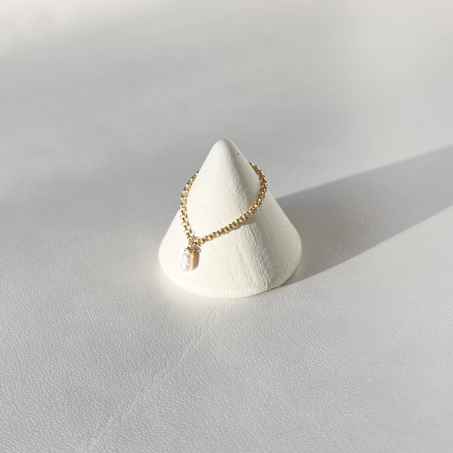 Baby Pearl Pendant Ring