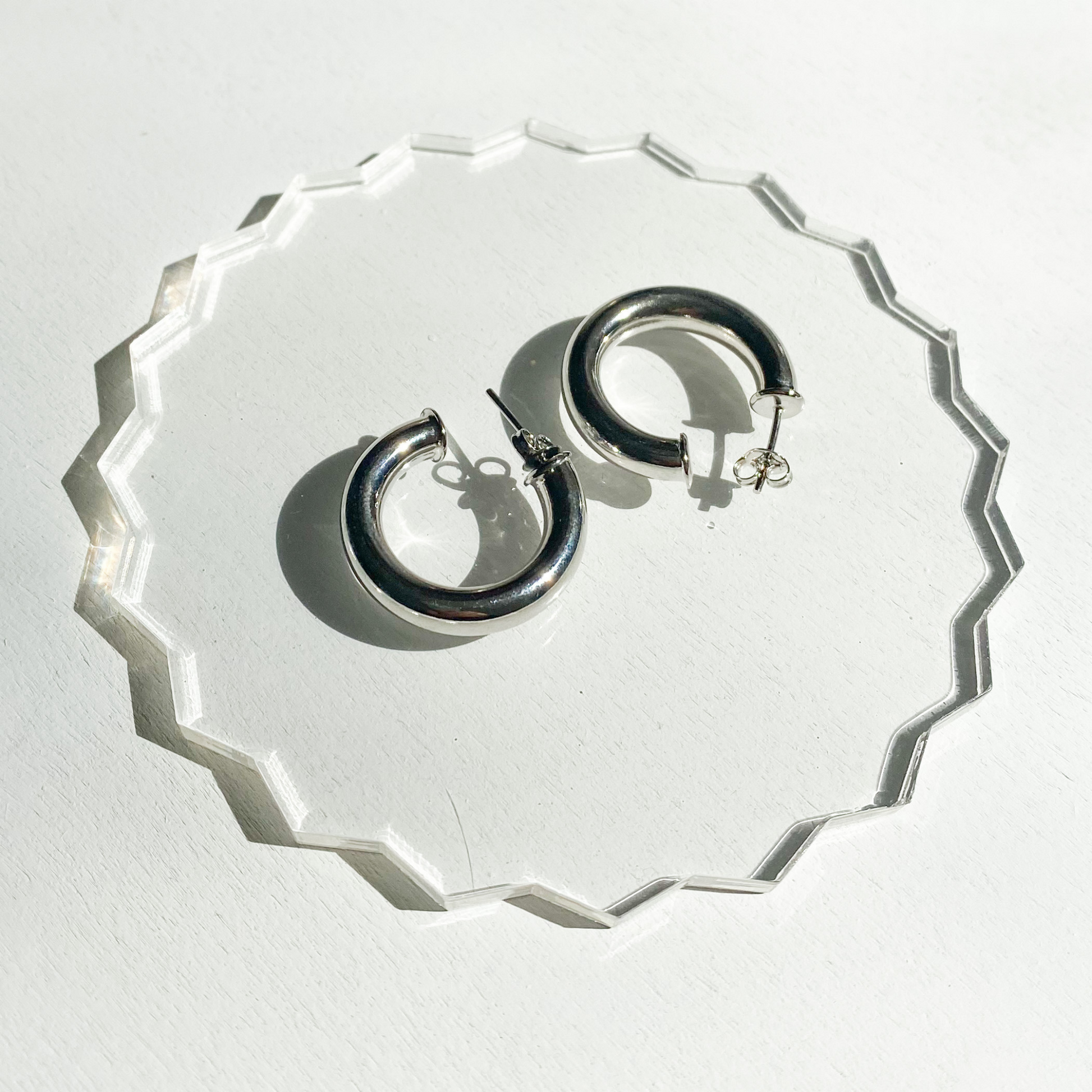 Roop jewelry chunky silver hoops. Silver jewelry in Oakland, Ca. Jewelry boutique in Oakland. Jewelry shop in Oakland.